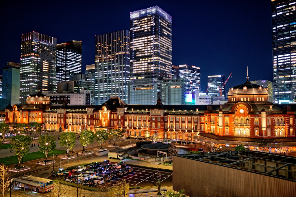 Tokyo station Light up