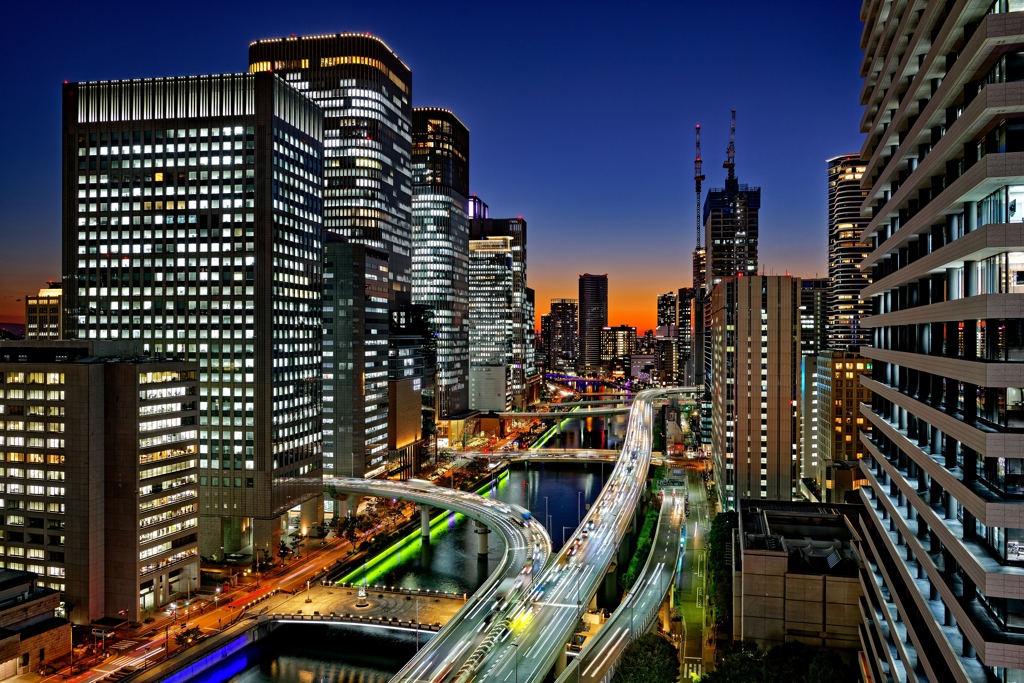 WowUs twilight night view