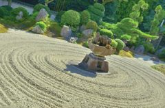 霊雲院（九山八海の庭）（雪の庭）