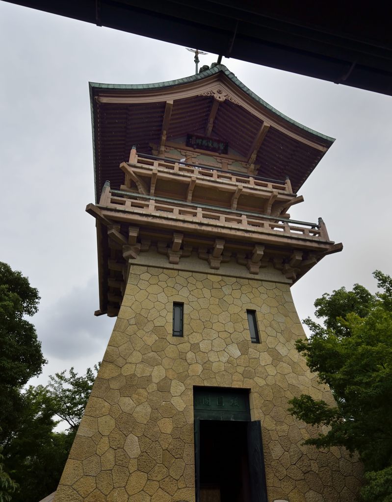 祇園祭の山鉾ですよね・・・