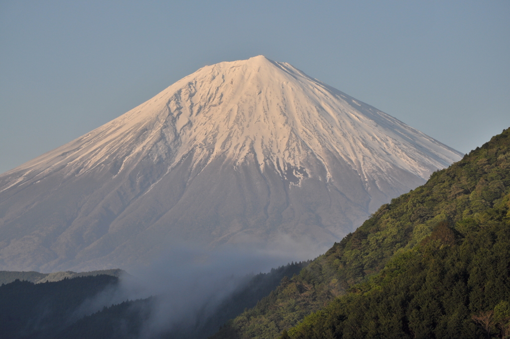 綺麗な山