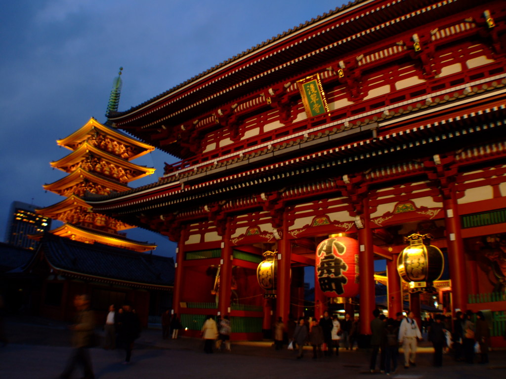 浅草の夜の景色