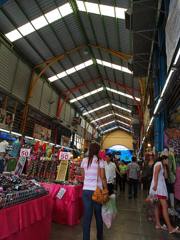 Entrance of central market (ตลาดกลาง)