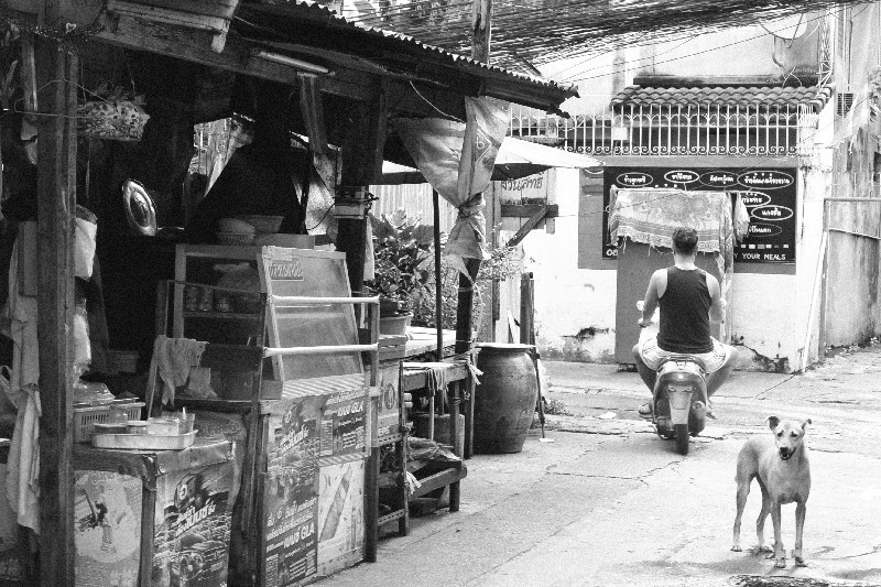 Street corner in Ratchathewi 
