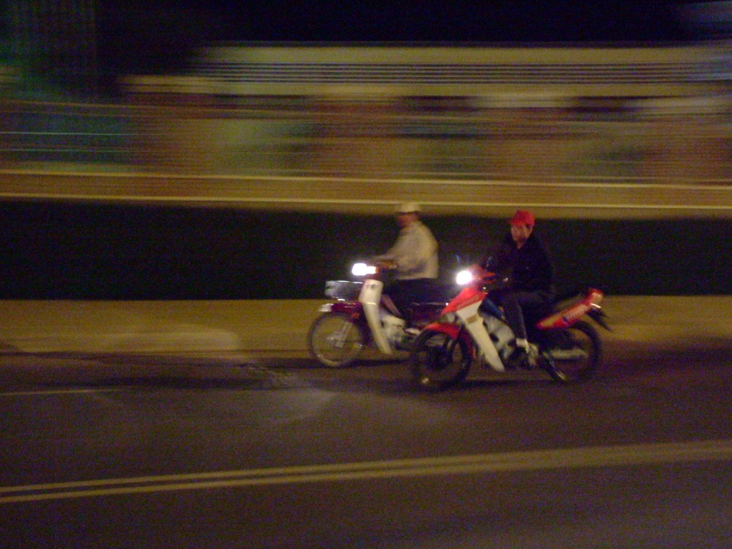 Đà Lạt市を走るベトナムバイク