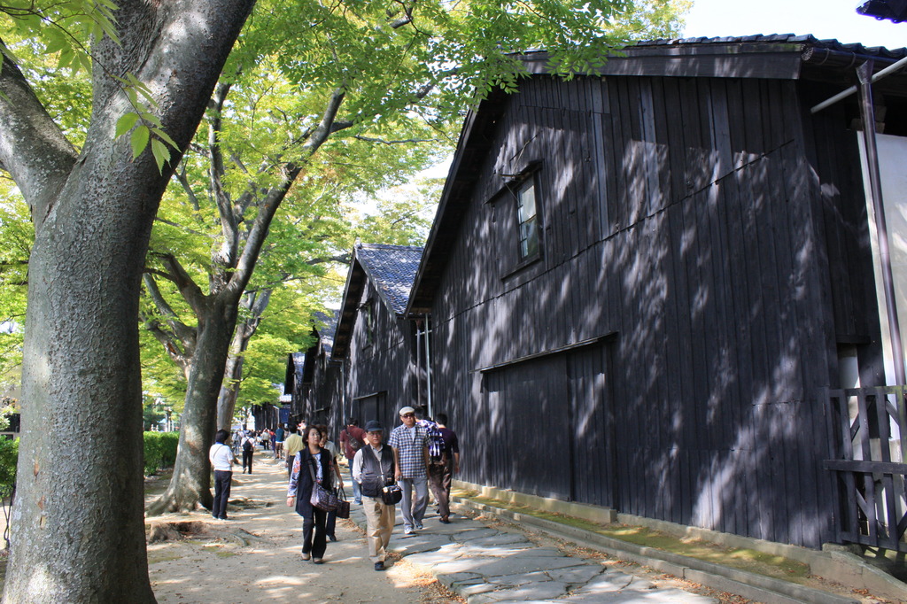 山居倉庫