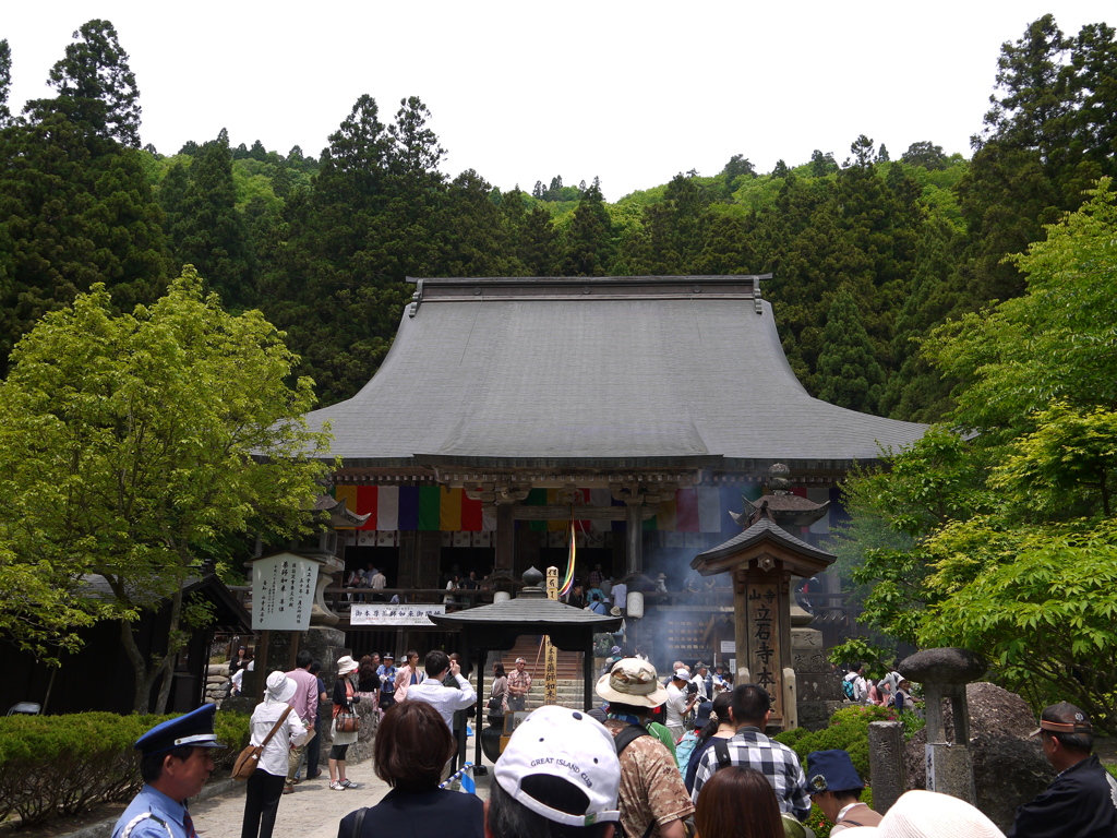 立石寺本堂