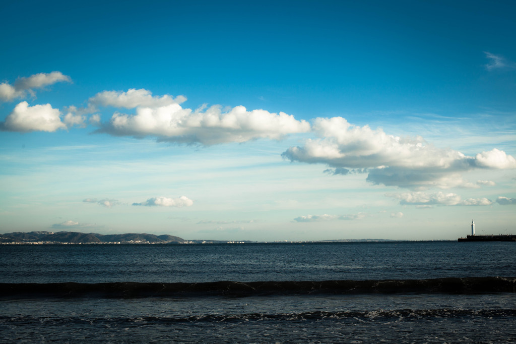 海をわたる雲