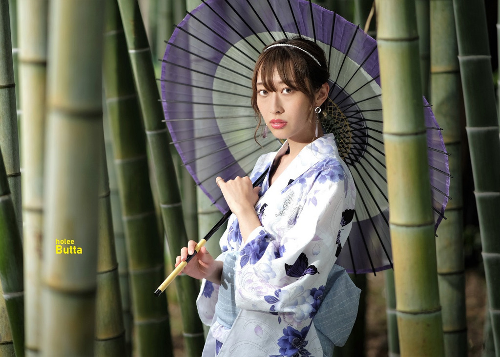 Model-瀬名ひなの