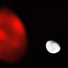 月と赤信号