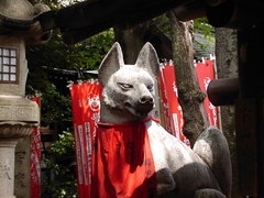何ものぞ？