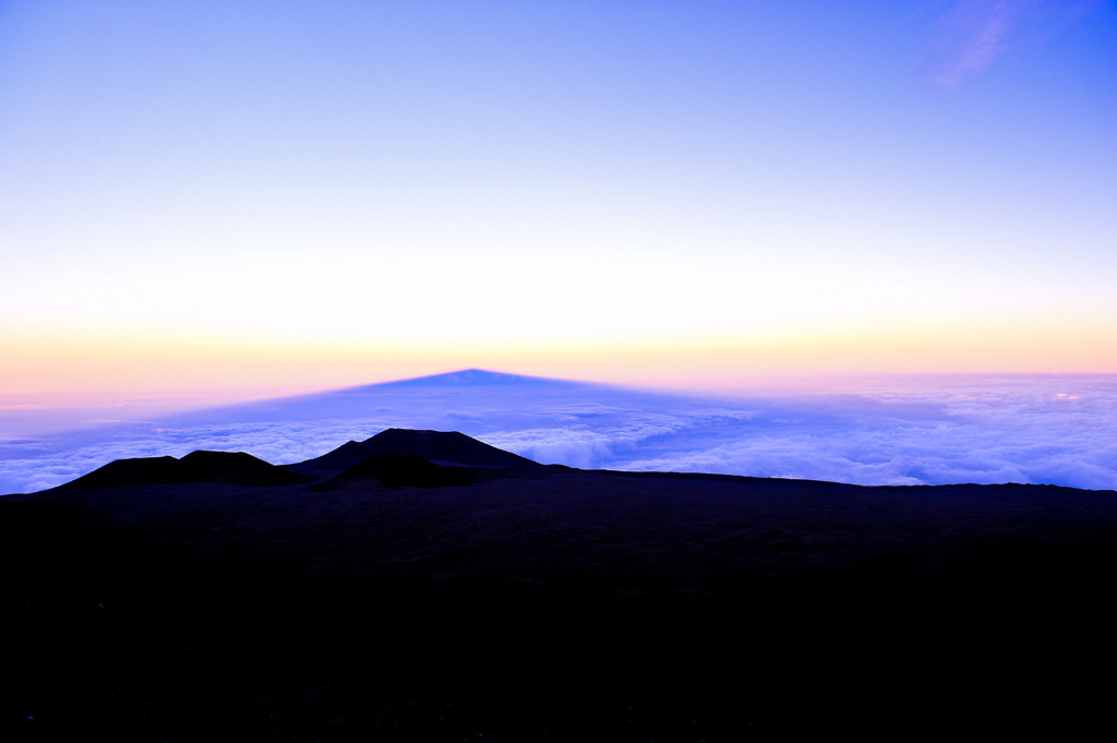 KAGE MAUNAKEA