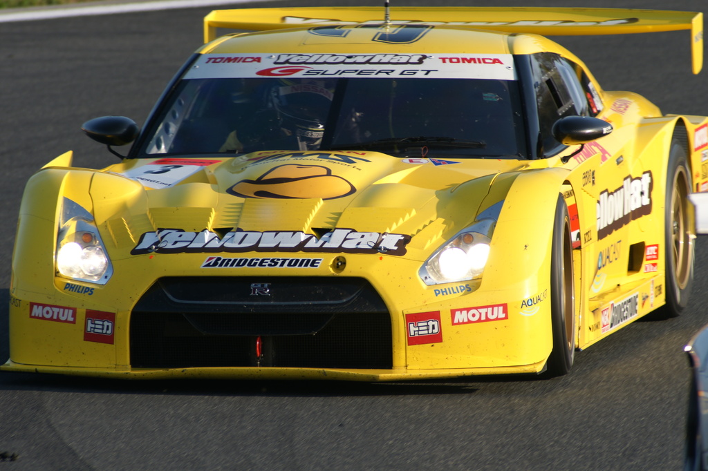 YellowHat YMS TOMICA GT-R