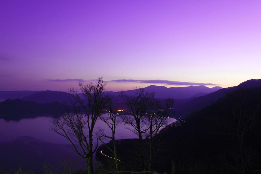 十和田湖の朝