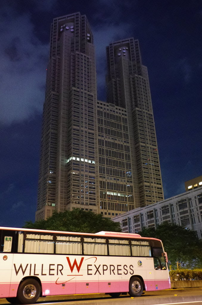 深夜都庁