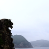 雨の獅子巖