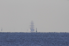 陽炎の帆船日本丸