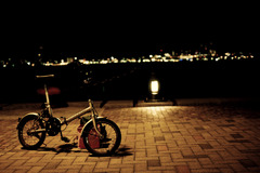 夜、自転車で釣りへ。