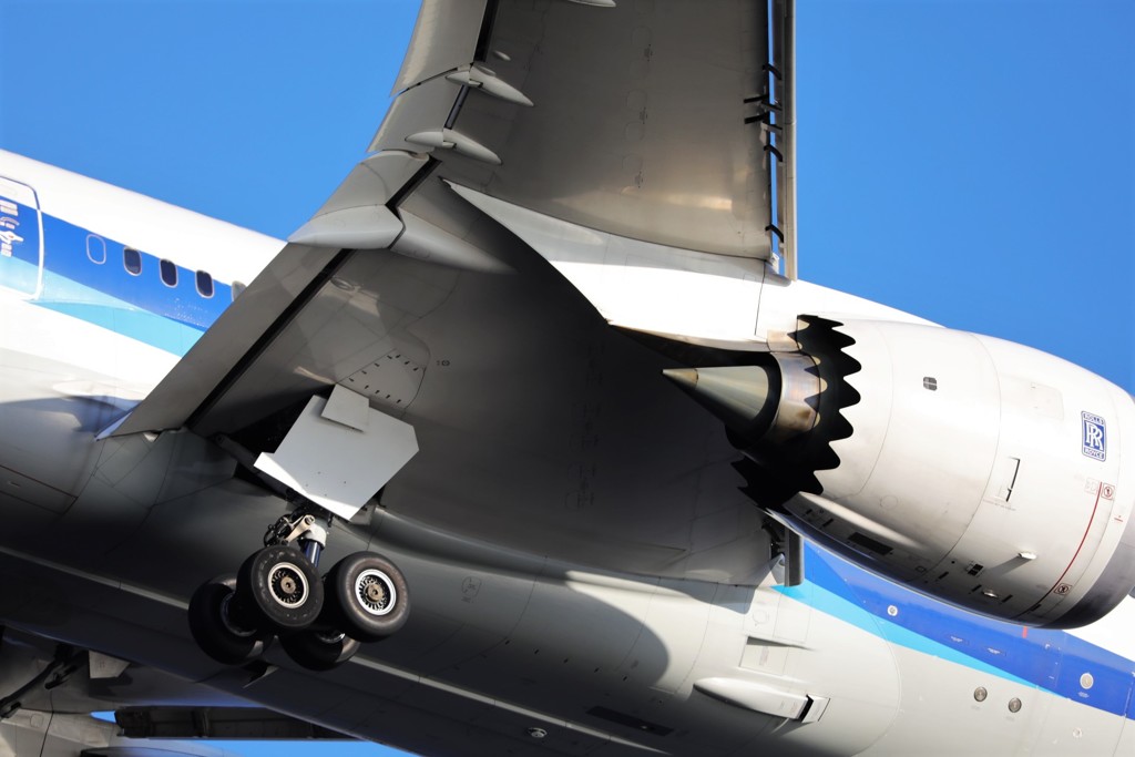 B787