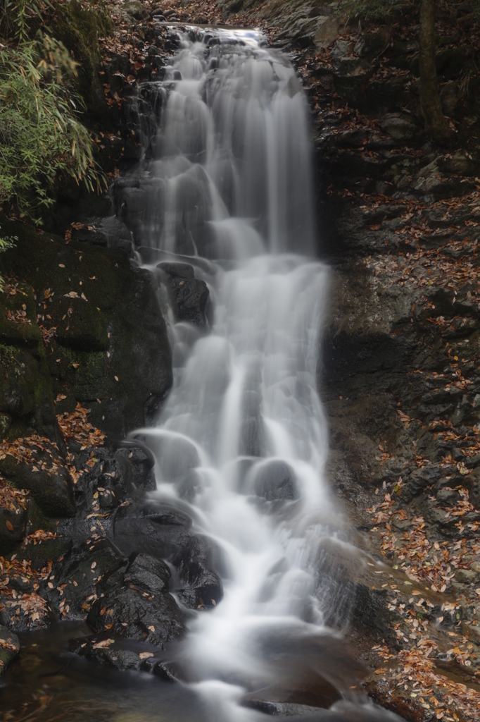 巌窟滝