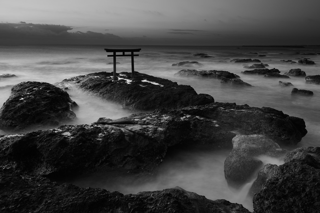 荒ぶる神