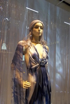GINZA WINDOW 042