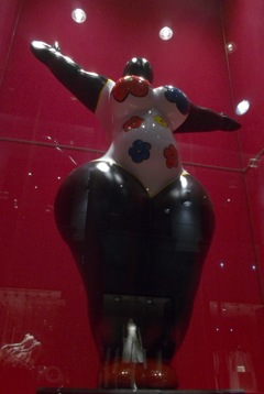 GINZA WINDOW 037