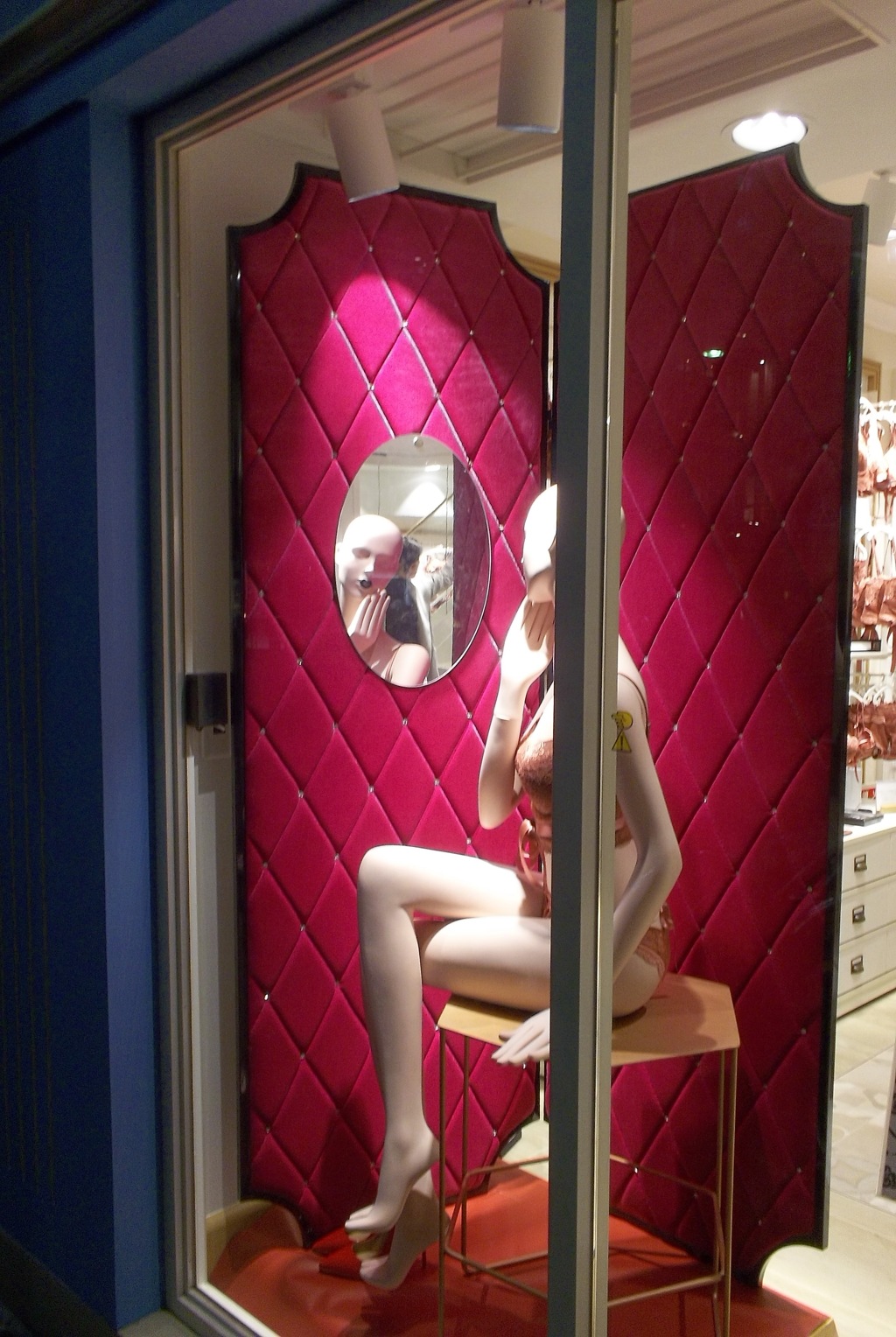 GINZA WINDOW 031