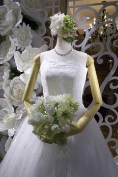 GINZA WINDOW 024　お嫁さんにしてください。
