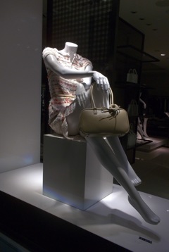 GINZA WINDOW 038