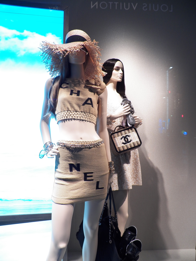 GINZA WINDOW 076
