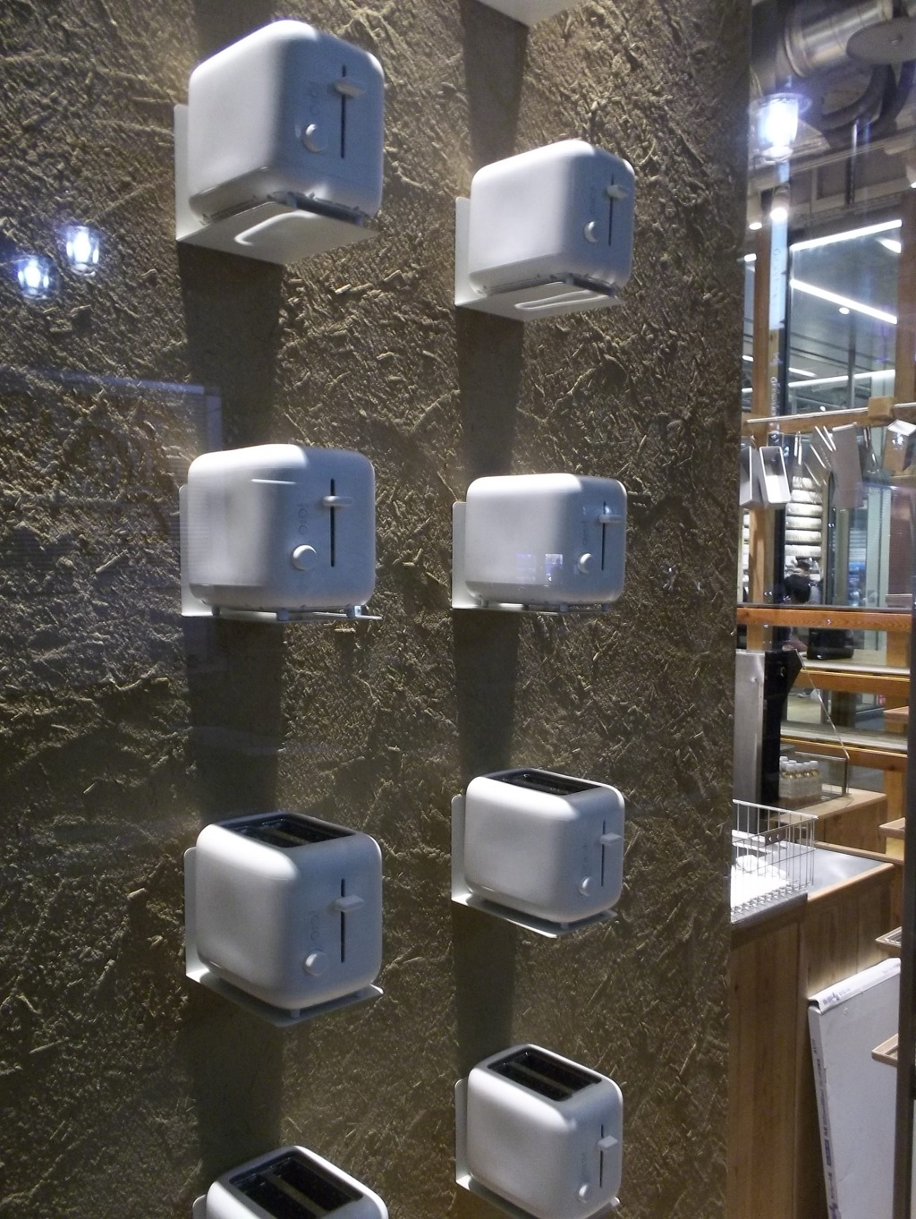 GINZA WINDOW 069