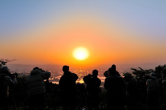 散居村夕景　序章