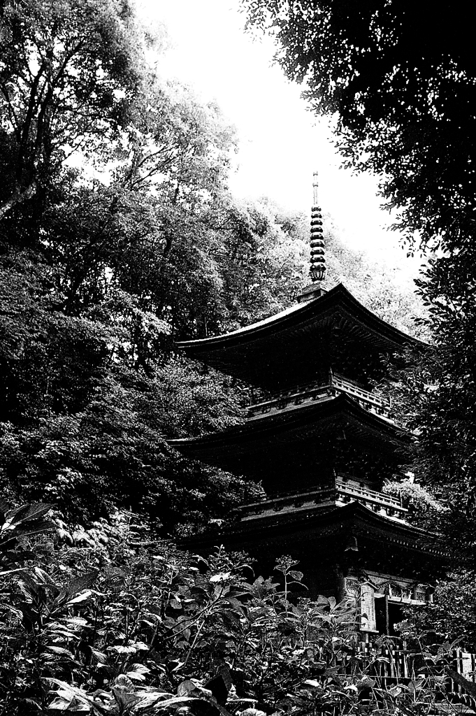 白山信仰の寺　那谷寺　三重の塔