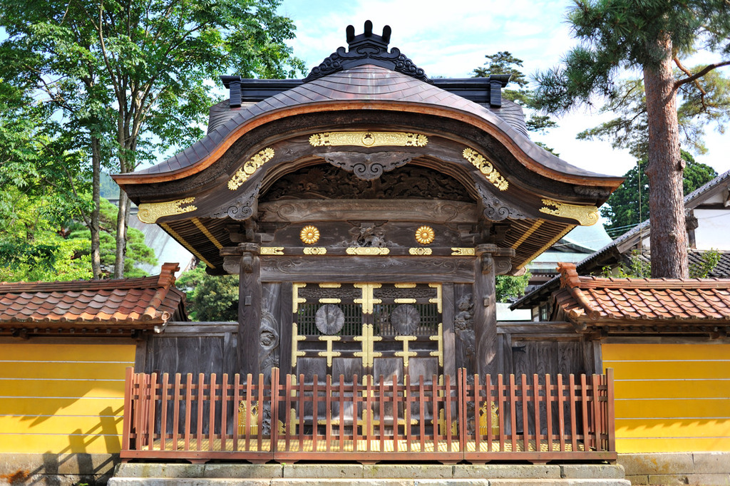 瑞泉寺勅使門