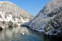 改めて・・・厳冬庄川峡を下る
