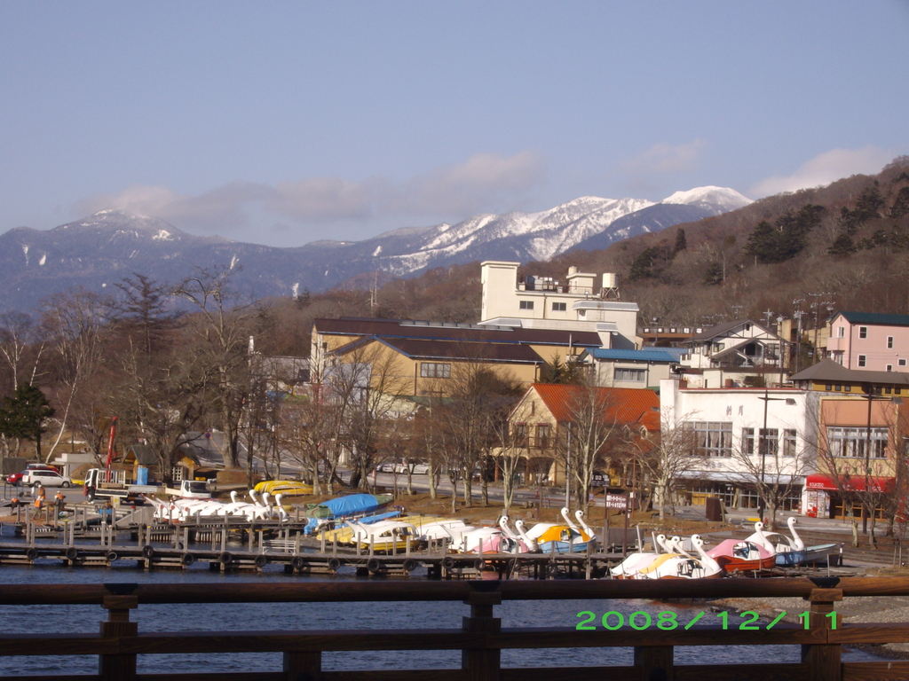 中禅寺湖の風景です。