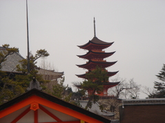 厳島神社の５重の塔