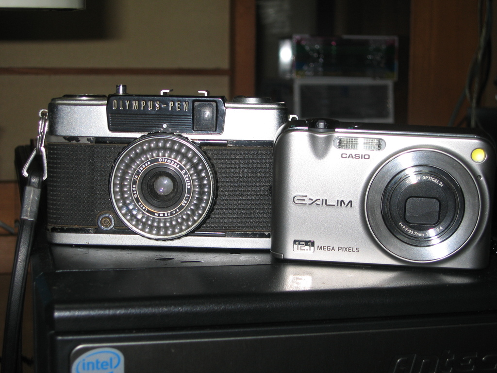 canon poweshot S-50