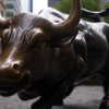 BULL　ON　‘WALL－STREET‘