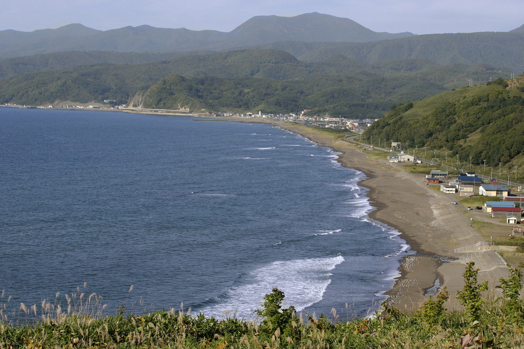 送毛峠から見下す浜益海浜公園