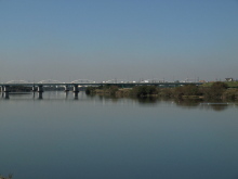 Blue　color  of  the  River  Ydo