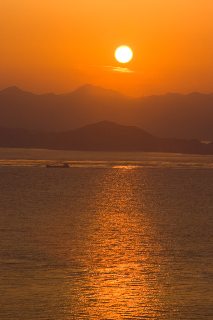 夕日