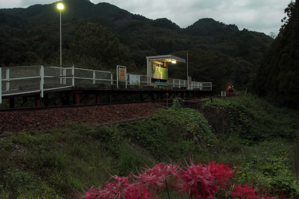 夕暮れ　中野駅