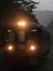 雨の夕暮れ