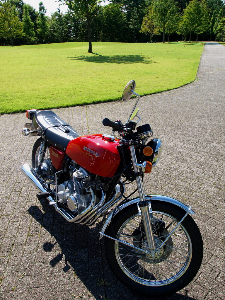CB400Four