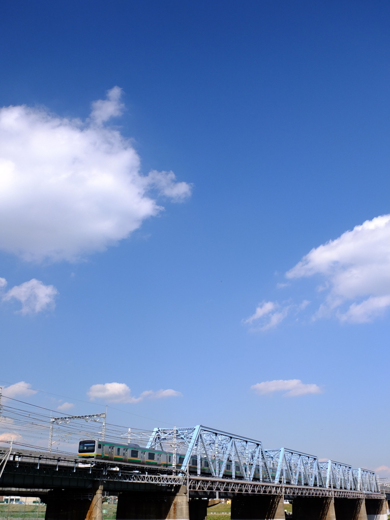 鉄橋・青空