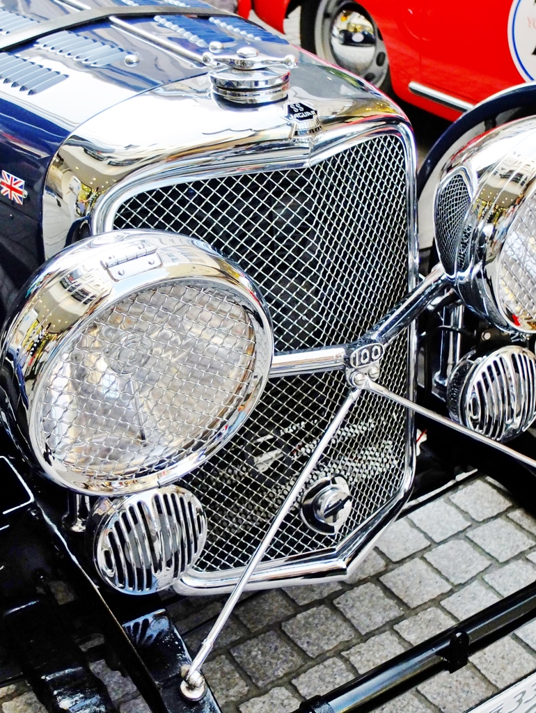 クロームメッキの輝き　JAGUAR SS100 3.5　