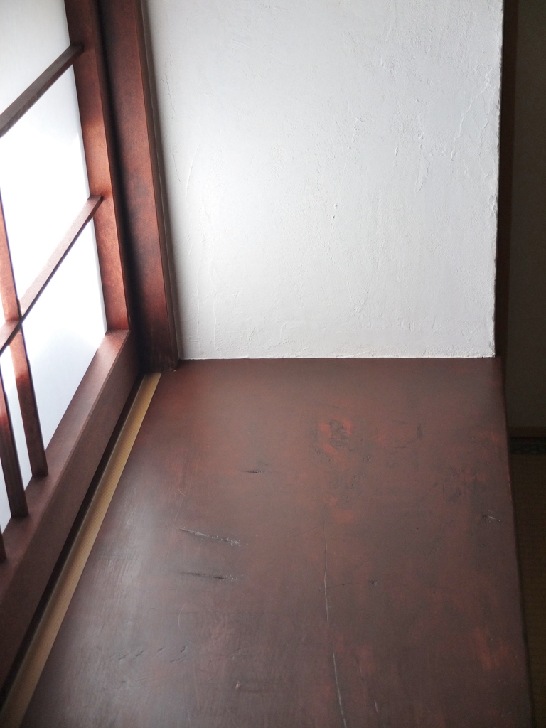 DIY　アンティーク塗装　珪藻土壁