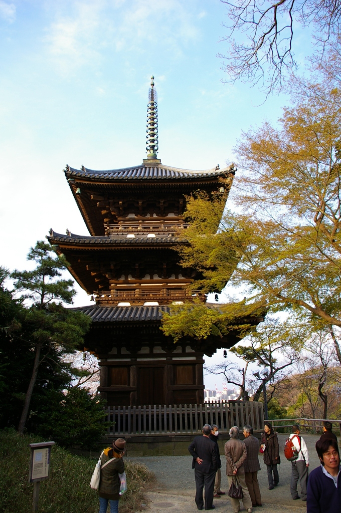 三重塔